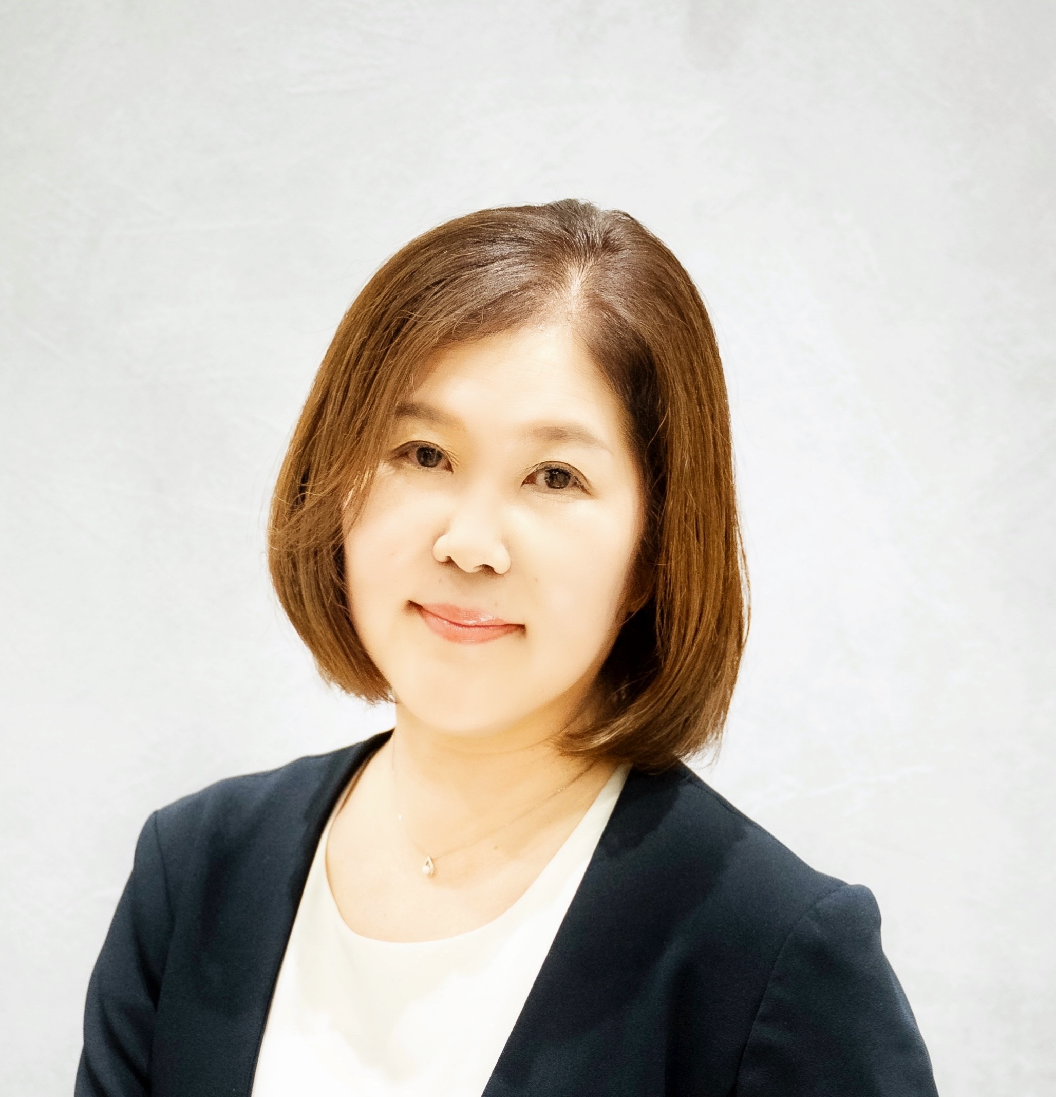 秋山弓子
