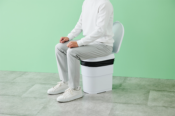 簡易トイレMimamo　カラー：ホワイト、グレー